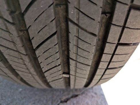 Used 2024 Toyota Corolla Cross LE image 12