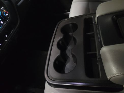 Used 2018 Chevrolet Silverado 1500 Custom w/ Custom Value Package image 26