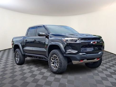 Used 2023 Chevrolet Colorado ZR2 w/ ZR2 Convenience Package III AWD/4WD image 1