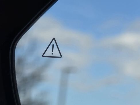 Used 2023 Hyundai Elantra SEL w/ Cargo Package image 16