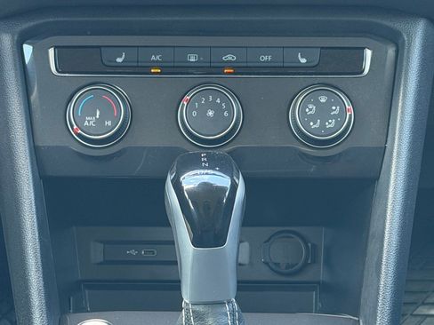 Certified 2024 Volkswagen Tiguan S FWD image 18