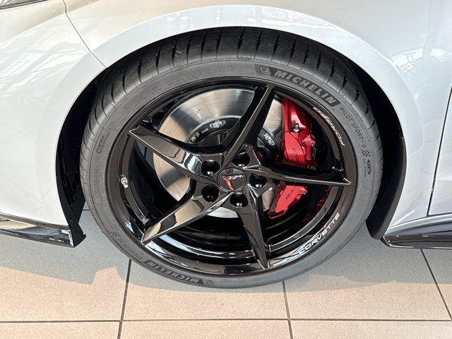 New 2027 Chevrolet Corvette Z06 w/ Stealth Interior Trim Package RWD image 8