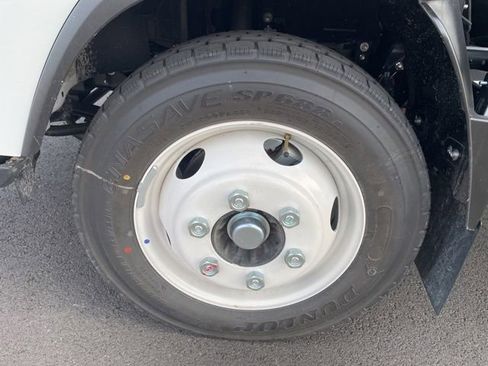 New 2025 Chevrolet Low Cab Forward 5500XG image 18