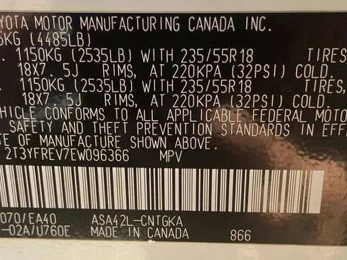 Used 2014 Toyota RAV4 Limited w/ Technology Package FWD image 29