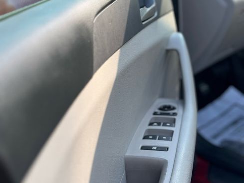 Used 2018 Hyundai Sonata SE image 8