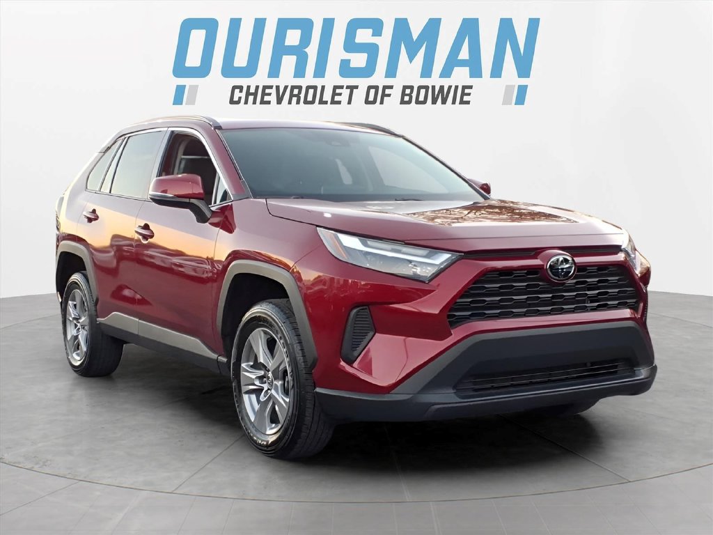 Used 2023 Toyota RAV4 XLE w/ Convenience Package FWD image 1