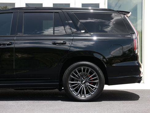 Used 2024 Cadillac Escalade V w/ LPO, Floor Liner Package AWD/4WD image 7