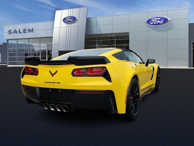 Used 2019 Chevrolet Corvette Grand Sport RWD image 3