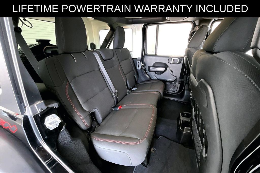 Used 2019 Jeep Wrangler Unlimited Rubicon AWD/4WD image 35