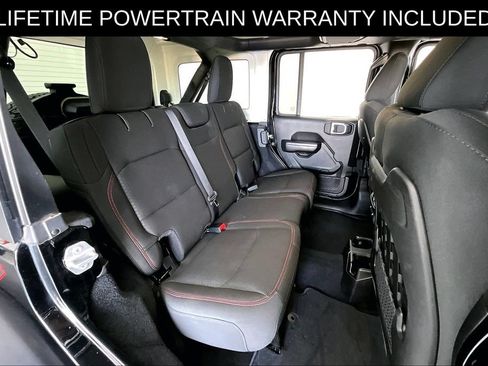Used 2019 Jeep Wrangler Unlimited Rubicon AWD/4WD image 35