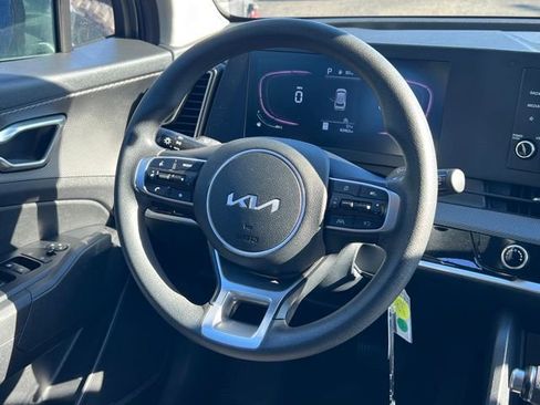 Certified 2024 Kia Sportage LX FWD image 14