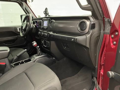 Used 2021 Jeep Wrangler Sport AWD/4WD image 22
