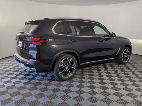 New 2026 BMW X5 sDrive40i w/ Climate Comfort Package image 7