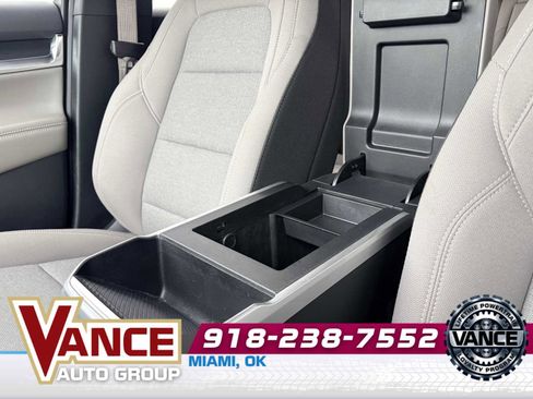 Used 2025 GMC Terrain Elevation w/ Black Edition AWD/4WD image 33