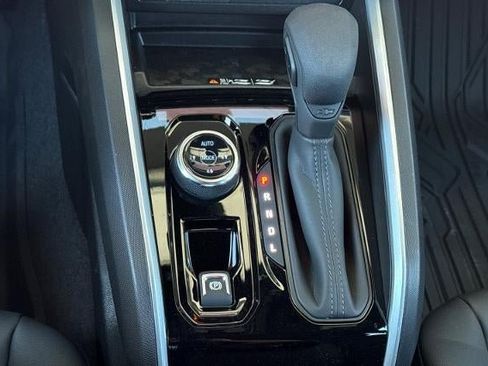 New 2026 Chevrolet Colorado Trail Boss AWD/4WD image 23