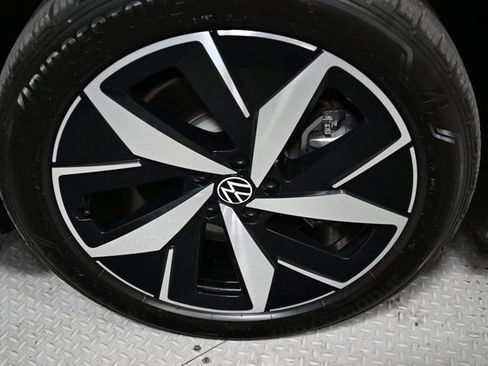 Used 2023 Volkswagen ID.4 Pro S AWD/4WD image 18