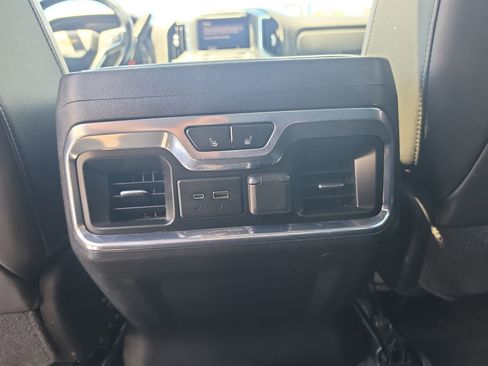 Used 2020 Chevrolet Silverado 1500 LTZ w/ LTZ Plus Package AWD/4WD image 17