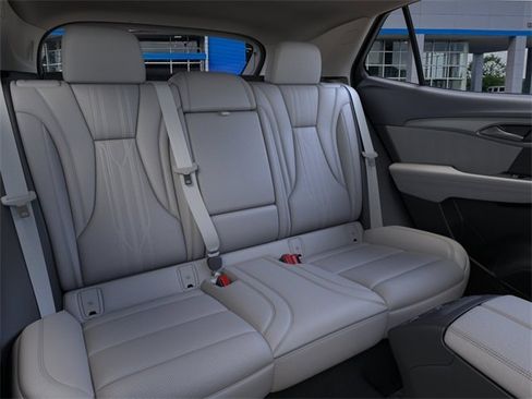 New 2024 Buick Envision Avenir image 17
