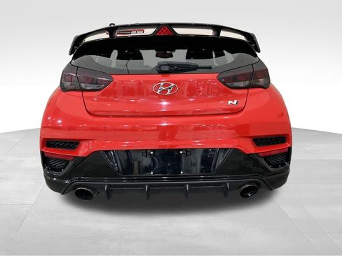 Used 2020 Hyundai Veloster N w/ Performance Package image 4