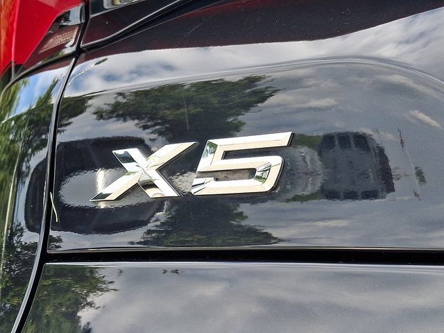 Used 2024 BMW X5 xDrive40i w/ M Sport Package AWD/4WD image 31