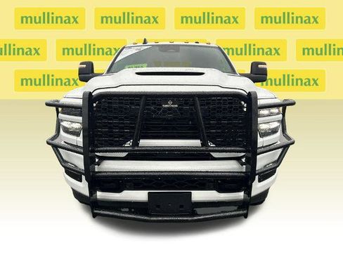 Used 2025 RAM 3500 Laramie AWD/4WD image 22