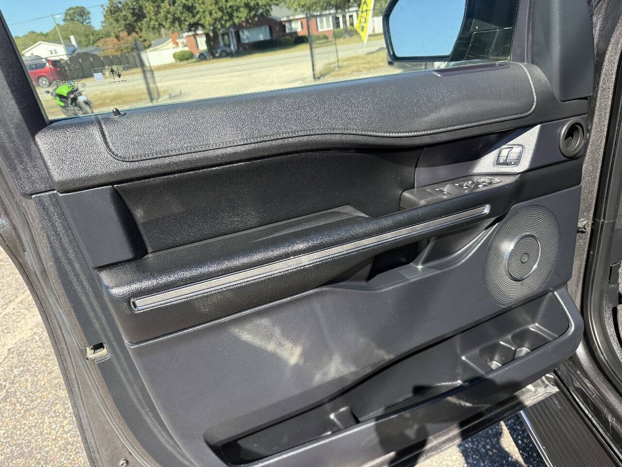 Used 2021 Ford Expedition Max XLT AWD/4WD image 38