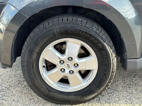 Used 2008 Ford Escape XLT image 10