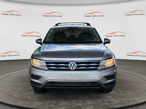 Used 2021 Volkswagen Tiguan SE AWD/4WD image 3