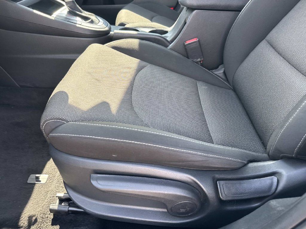 Used 2024 Kia Forte LXS FWD image 23