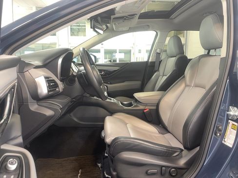 Used 2024 Subaru Outback Limited AWD/4WD image 6