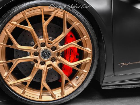 Used 2018 Lamborghini Huracan Performante image 49