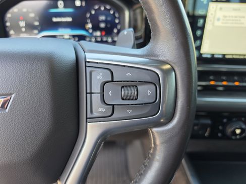 Used 2022 Chevrolet Silverado 1500 LTZ image 32