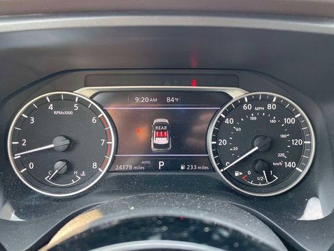 Used 2023 Nissan Rogue SV AWD/4WD image 24