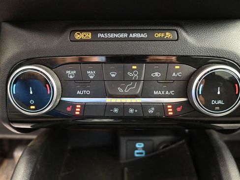 Used 2022 Ford Escape SE w/ Convenience Package AWD/4WD image 13