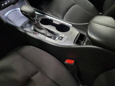 Used 2023 Chevrolet Malibu LT w/ LPO, Floor Liner Package FWD image 26