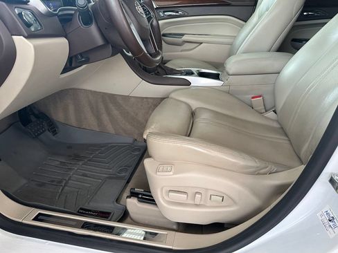 Used 2016 Cadillac SRX Premium image 11