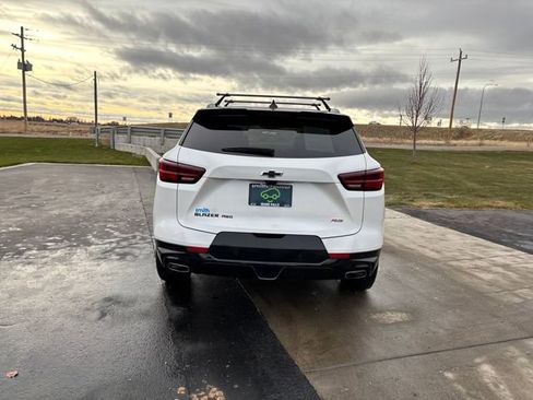 Certified 2024 Chevrolet Blazer RS w/ Driver Confidence II Package image 4