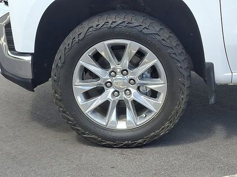 Used 2022 Chevrolet Silverado 1500 LTZ w/ LTZ Premium Package AWD/4WD image 8