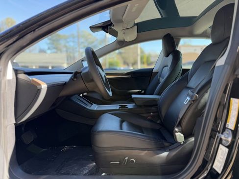 Used 2022 Tesla Model 3 Long Range image 25