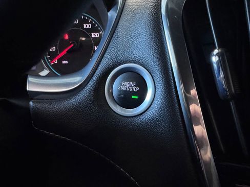 Certified 2023 Chevrolet Traverse LT image 22