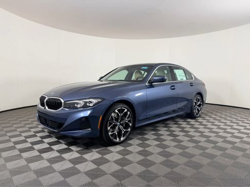 New 2026 BMW 330i xDrive Sedan w/ Parking Assistance Package image 8