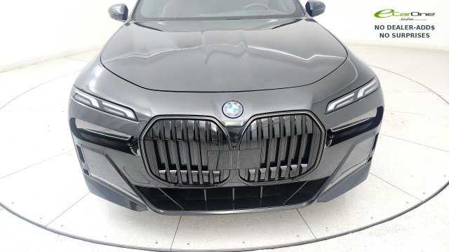 Used 2025 BMW i7 eDrive50 w/ M Sport Package RWD image 25