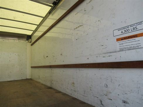 Used 2021 GMC Savana 3500 Extended w/ Power Convenience Package image 14