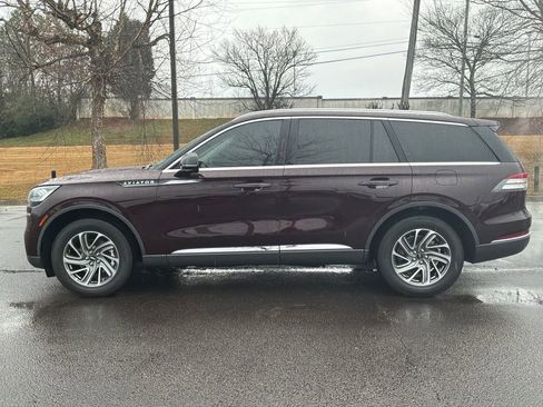 Used 2024 Lincoln Aviator Premiere image 23