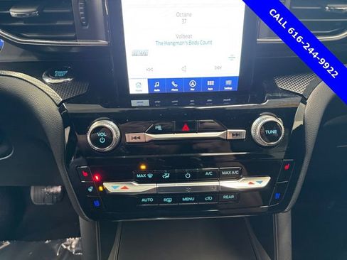 Used 2024 Ford Explorer ST w/ Equipment Group 401A image 5