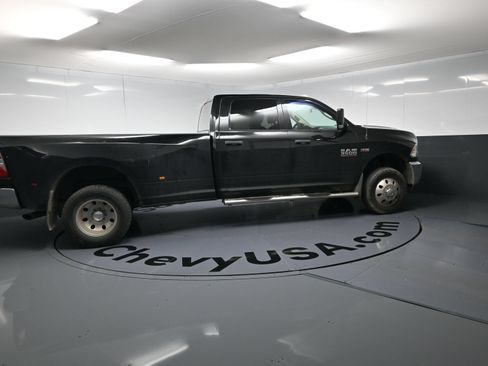 Used 2017 RAM 3500 Tradesman w/ Chrome Appearance Group AWD/4WD image 10