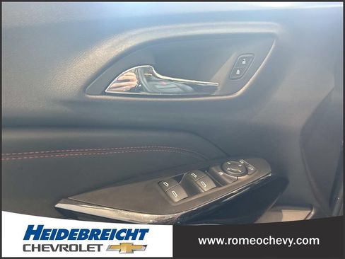 Certified 2024 Chevrolet Trax RS w/ Driver Confidence Package FWD image 11