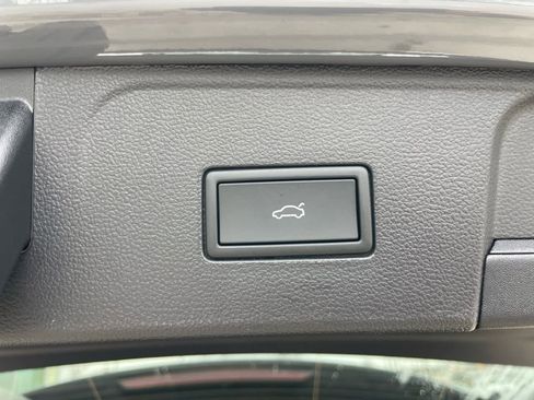 New 2026 Volkswagen Atlas SEL AWD/4WD image 50