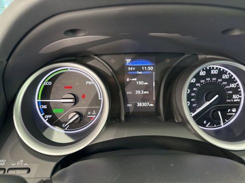 Used 2022 Toyota Camry LE image 25