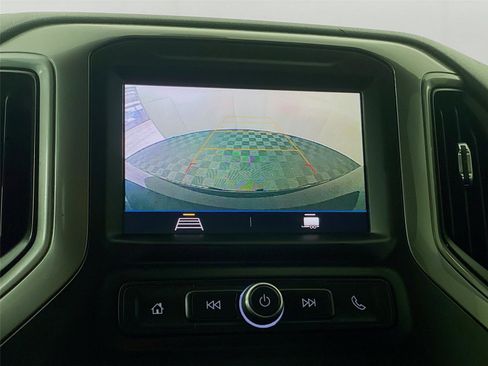 Used 2021 Chevrolet Silverado 1500 Custom image 16